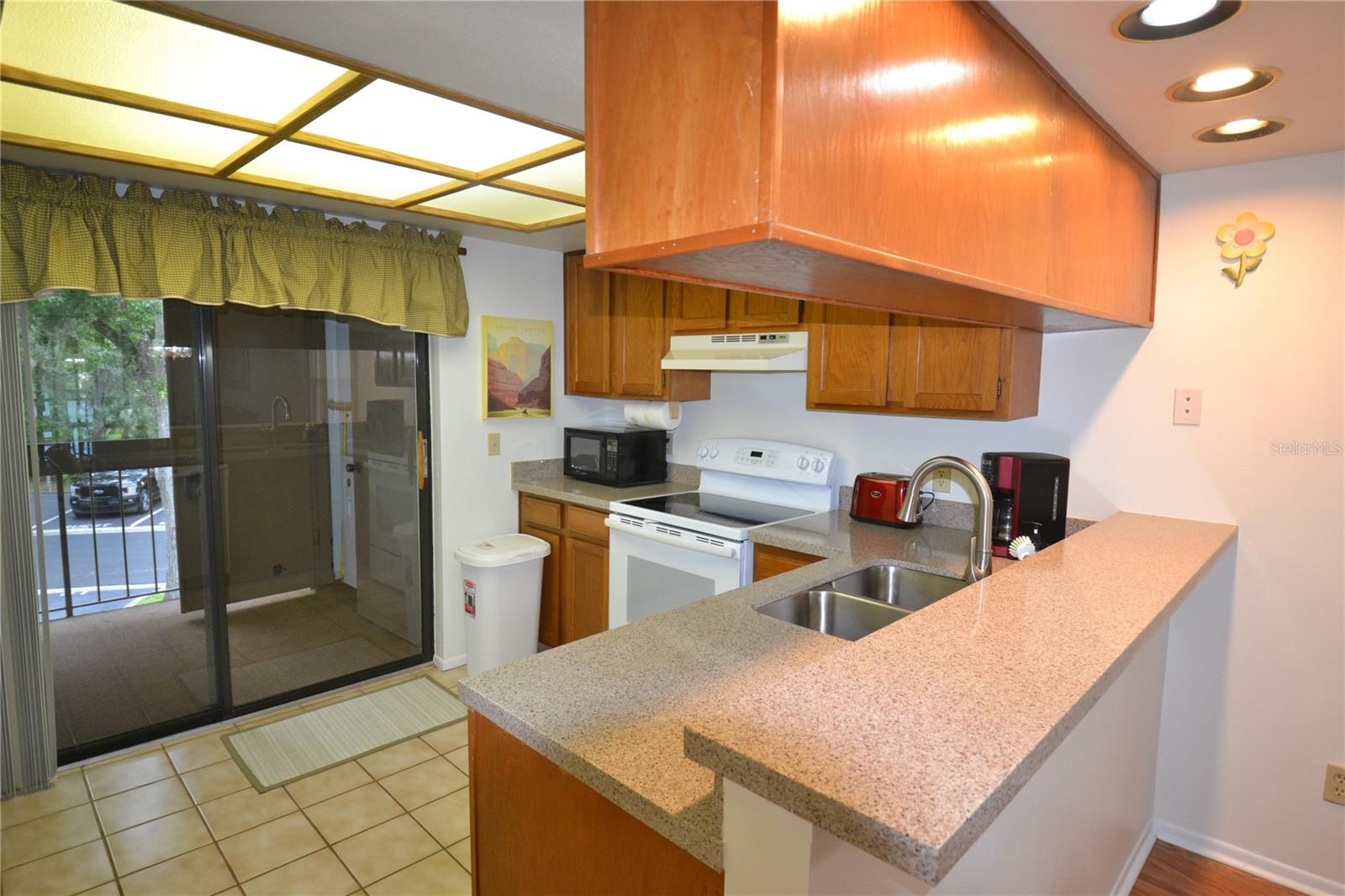 20 WOODLAKE PL, OLDSMAR, FL, 34677