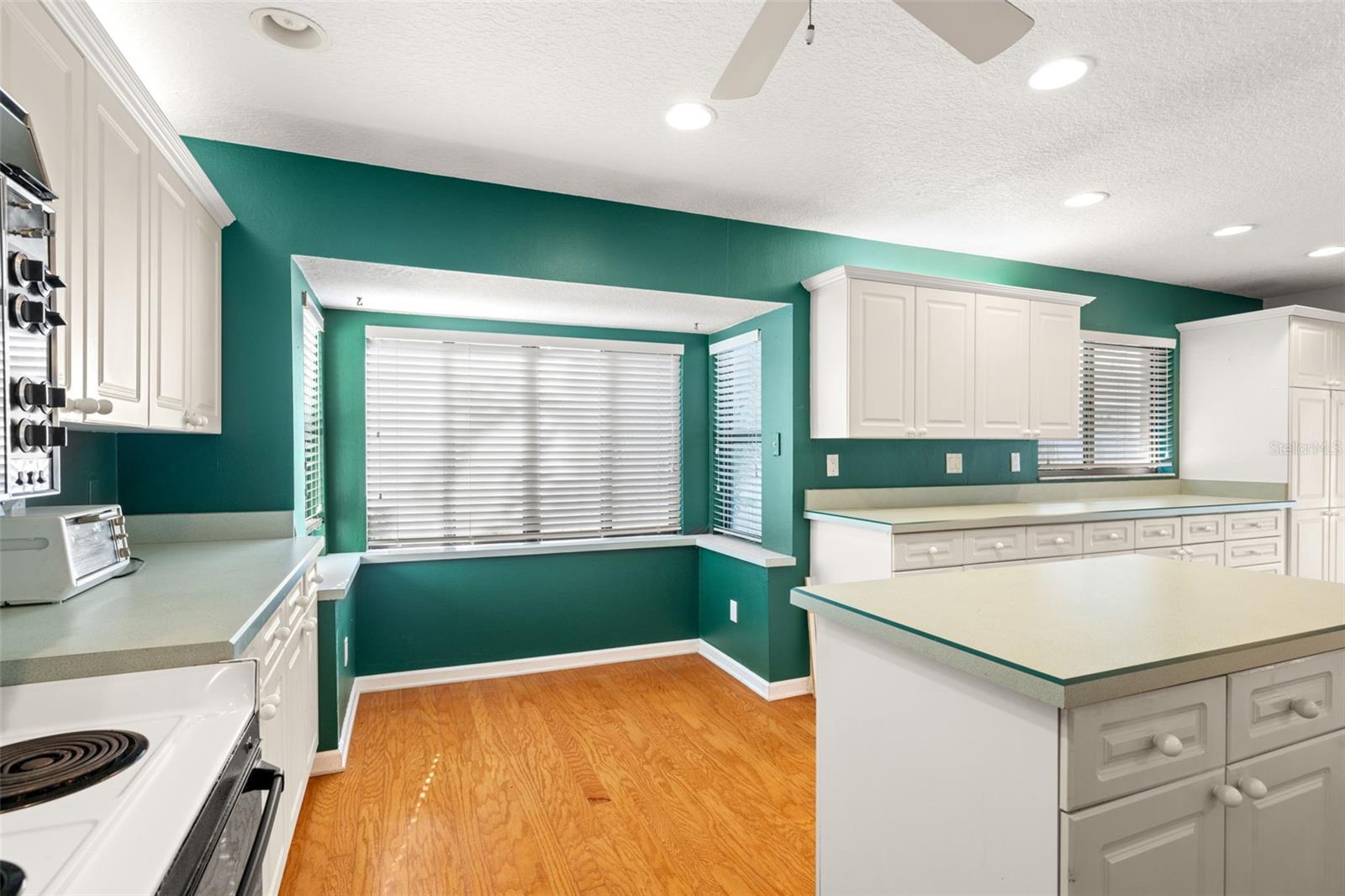 18132 OAKDALE RD, ODESSA, FL, 33556