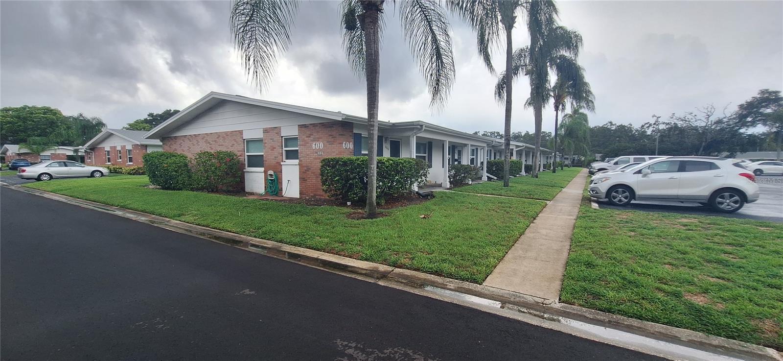 605 BRANDY WINE DR #605, LARGO, FL, 33771