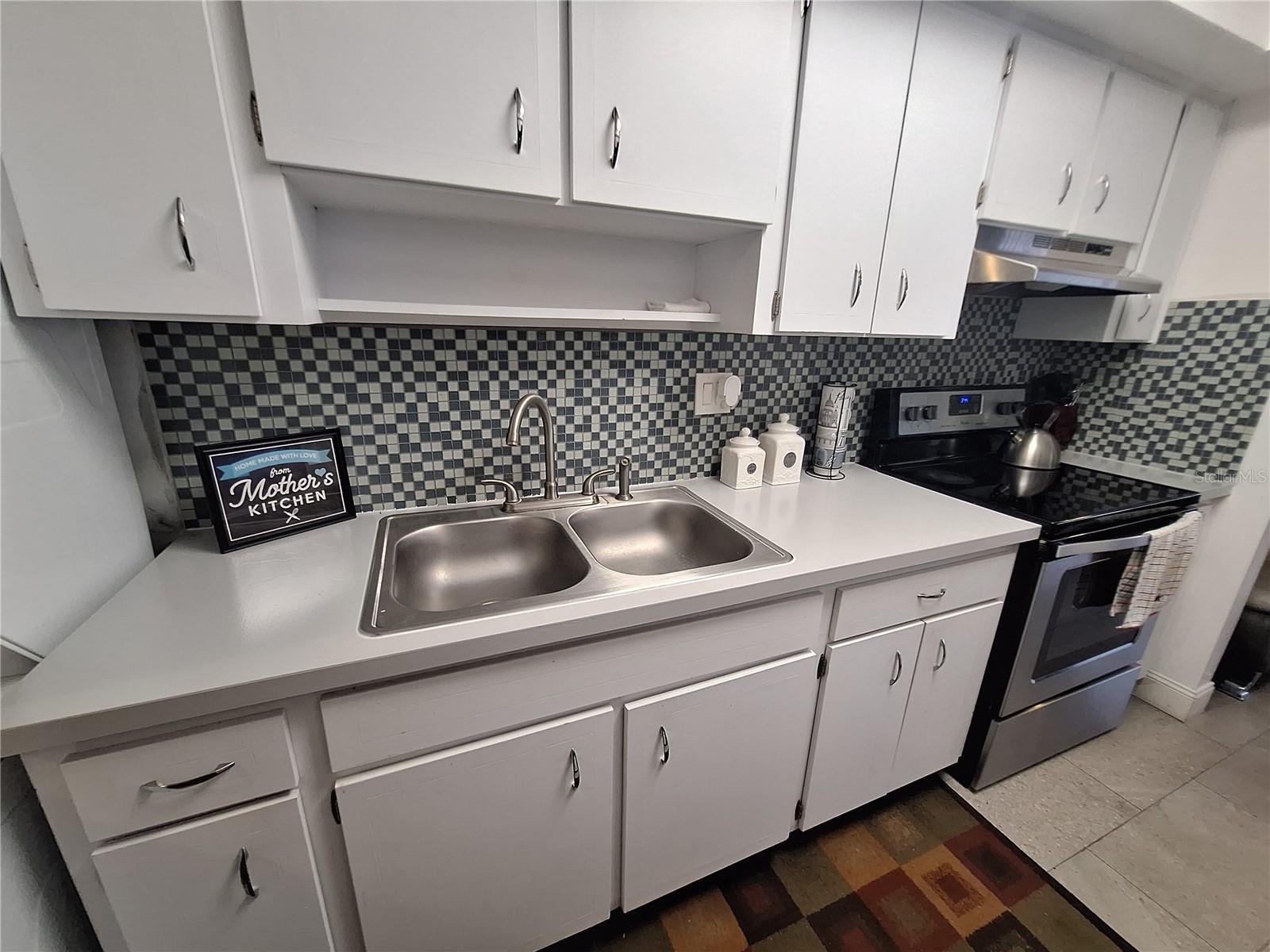 605 BRANDY WINE DR #605, LARGO, FL, 33771