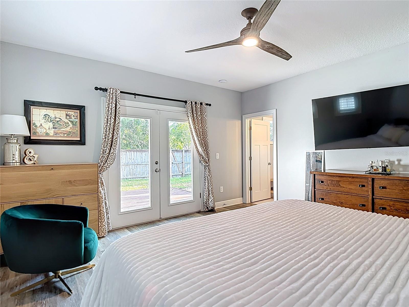 917 W ALFRED ST, TAMPA, FL, 33603