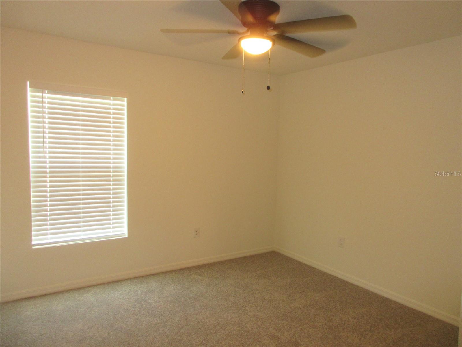 490 MARION OAKS DR, OCALA, FL, 34473