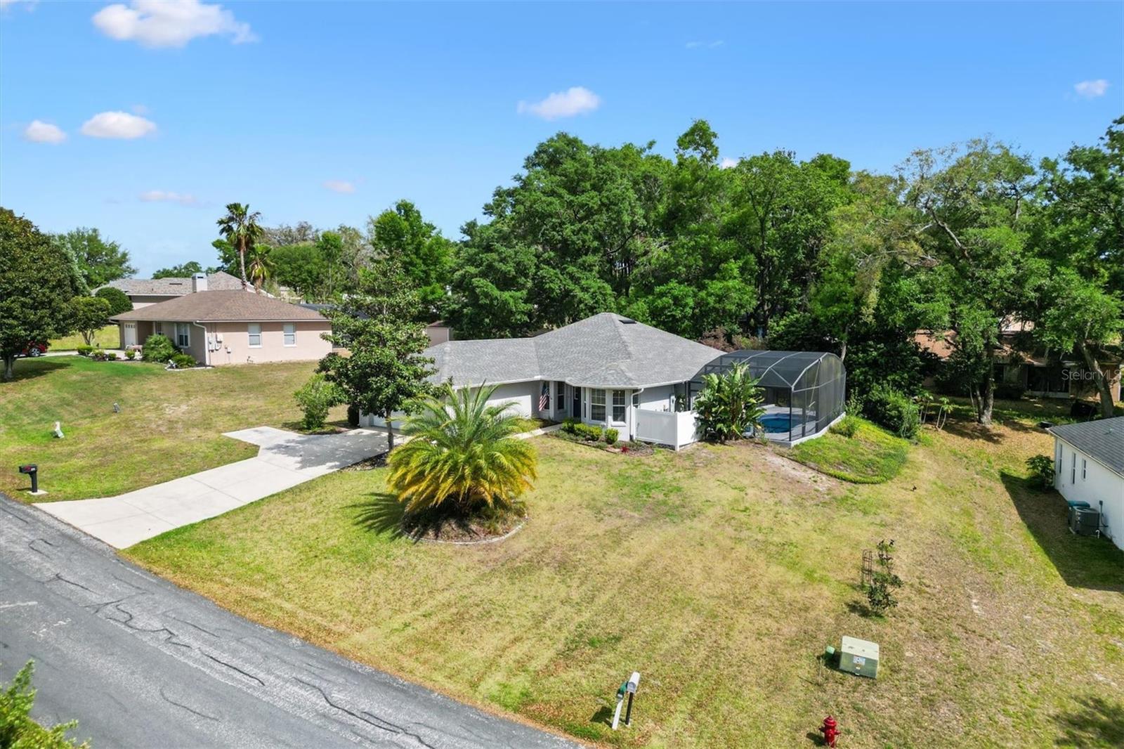 210 FOREST PARK LN, LADY LAKE, FL, 32159