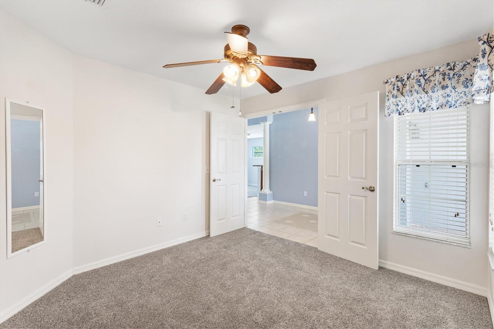 210 FOREST PARK LN, LADY LAKE, FL, 32159