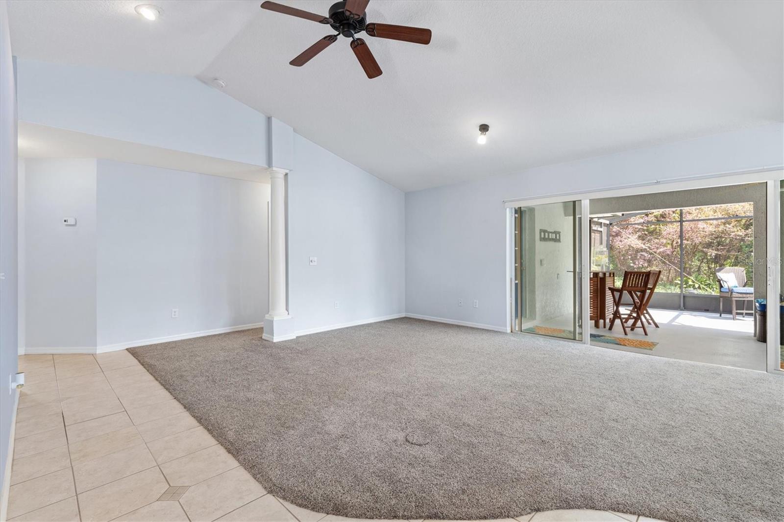 210 FOREST PARK LN, LADY LAKE, FL, 32159