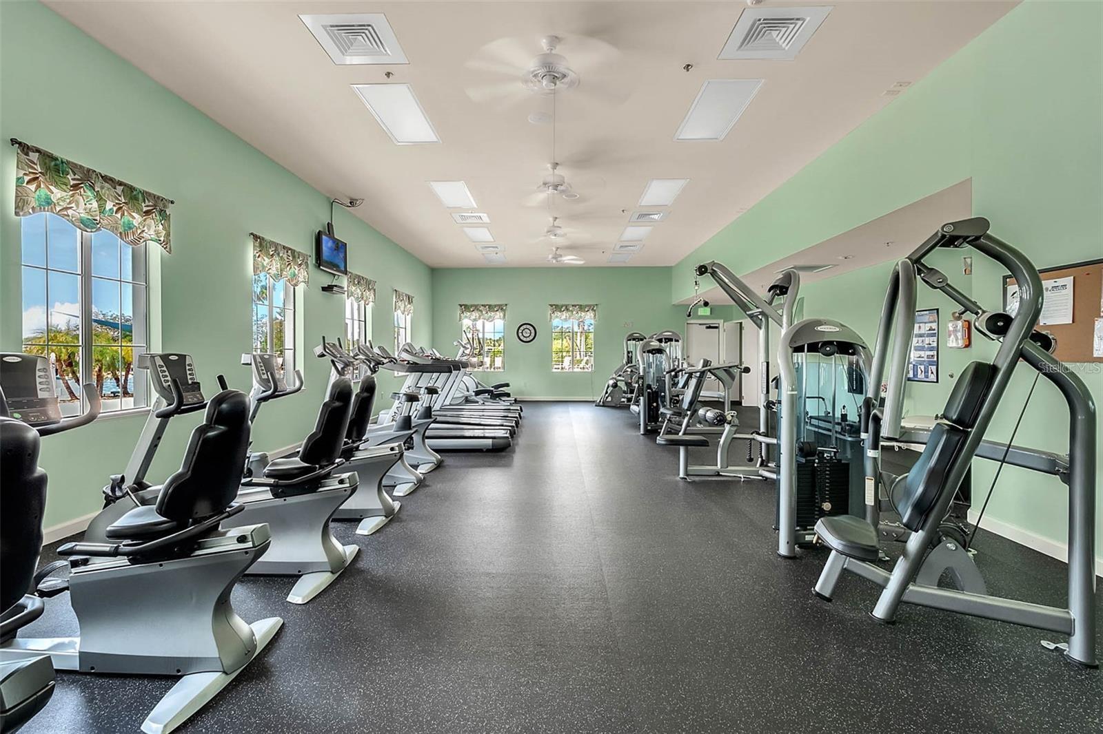 1966 WALLINGFORD LOOP, MOUNT DORA, FL, 32757