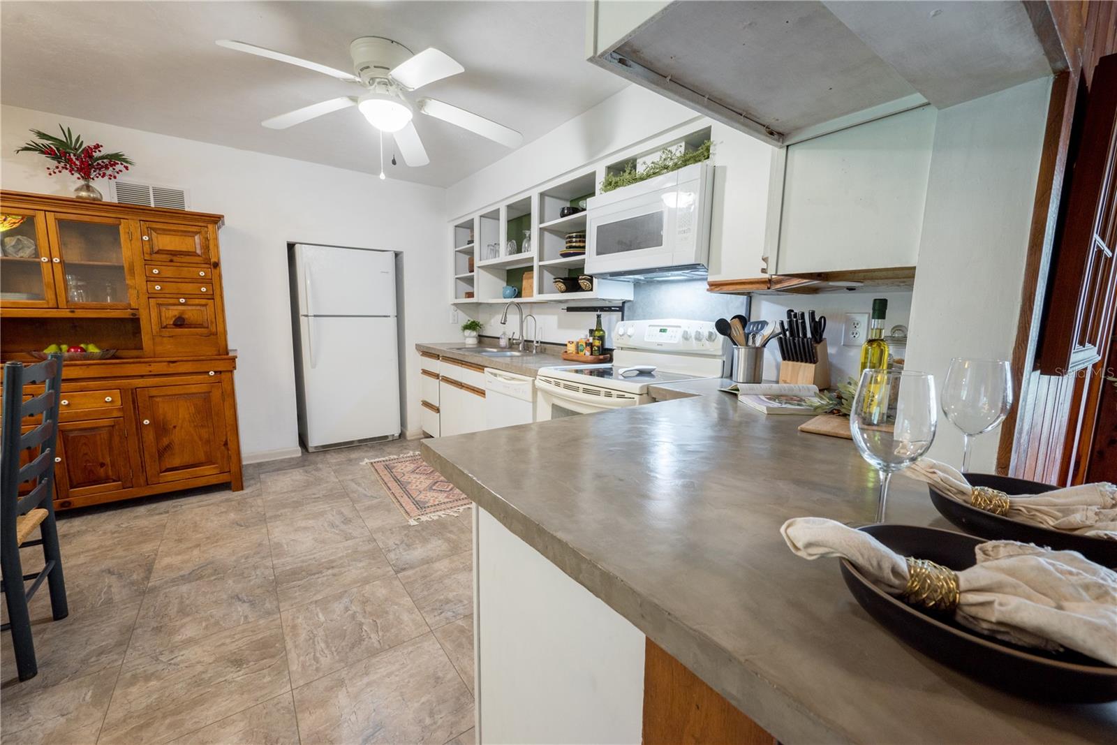 18785 NW 240TH ST, HIGH SPRINGS, FL, 32643