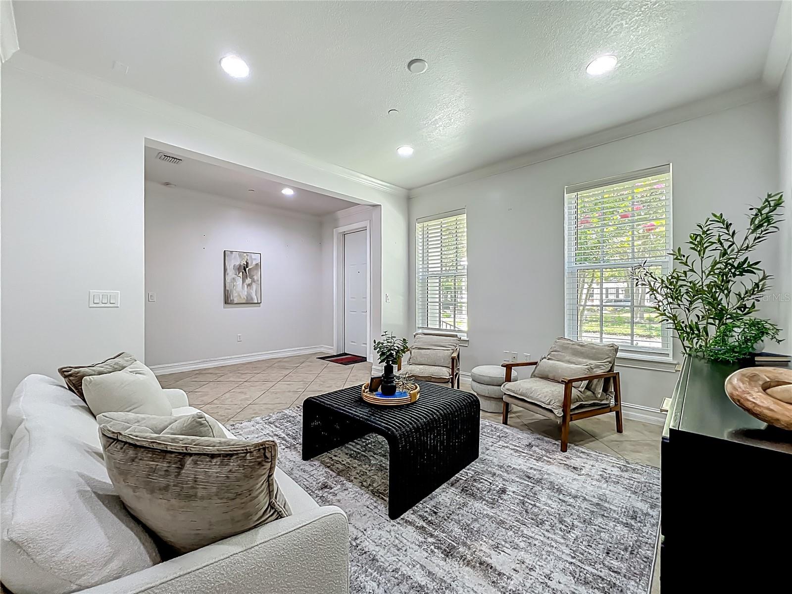 2240 OSPREY AVE, ORLANDO, FL, 32814