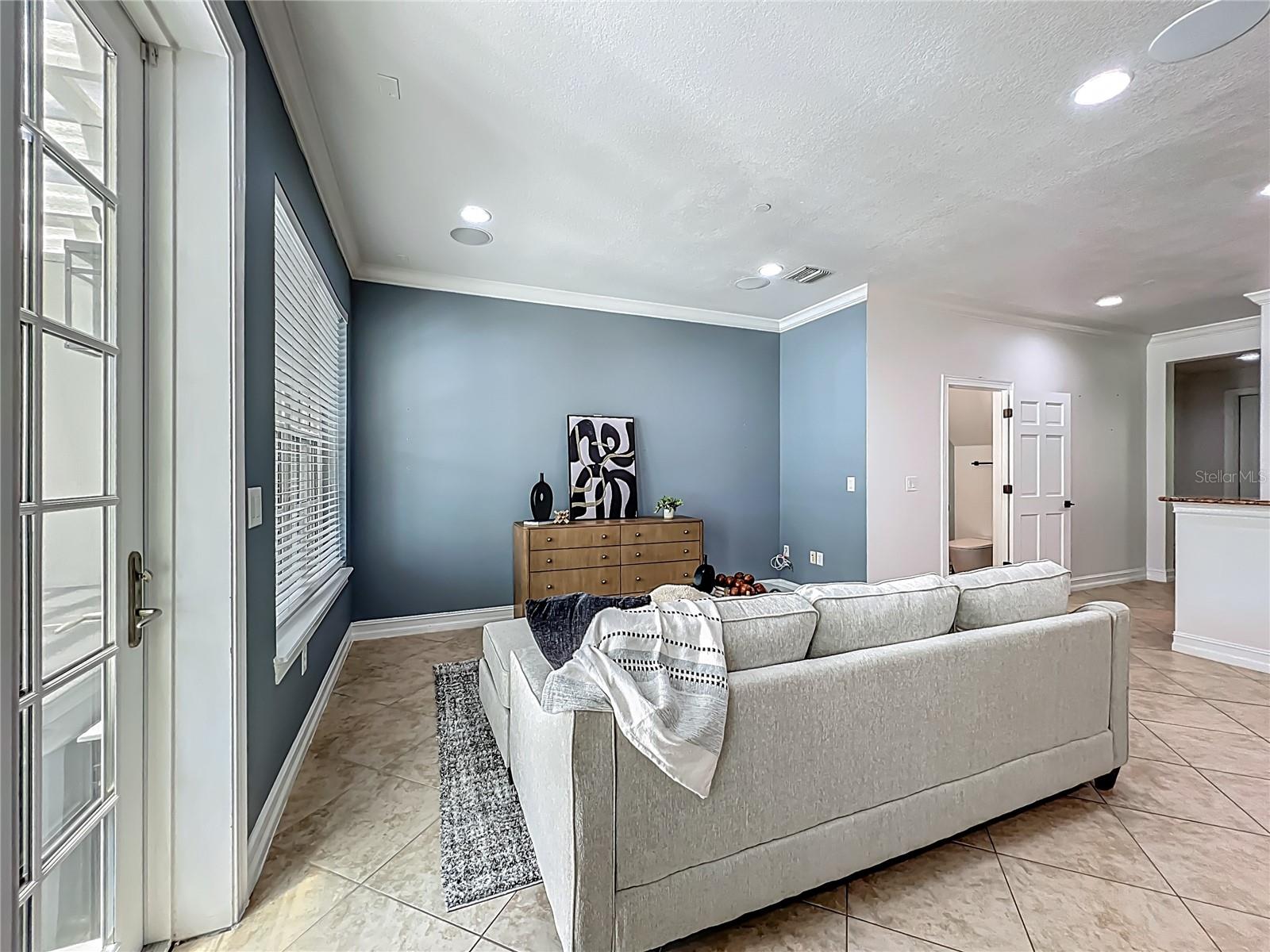 2240 OSPREY AVE, ORLANDO, FL, 32814