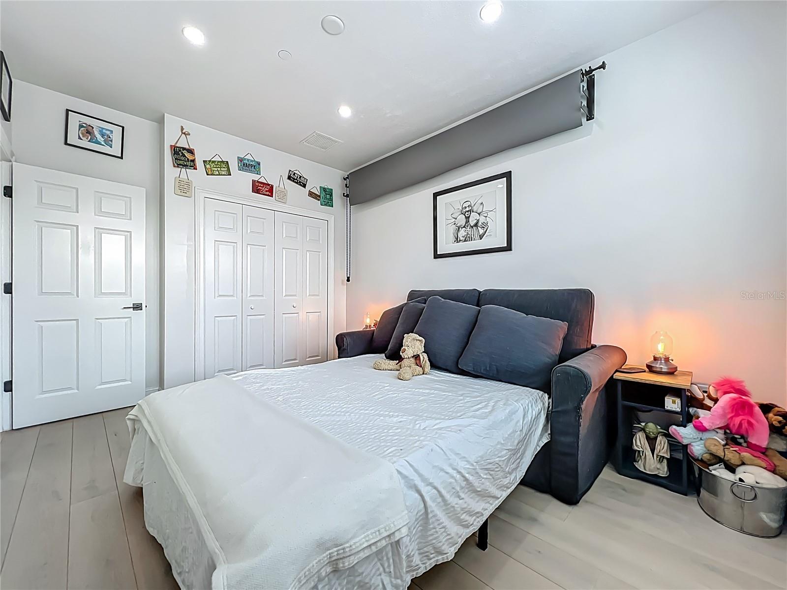 2240 OSPREY AVE, ORLANDO, FL, 32814