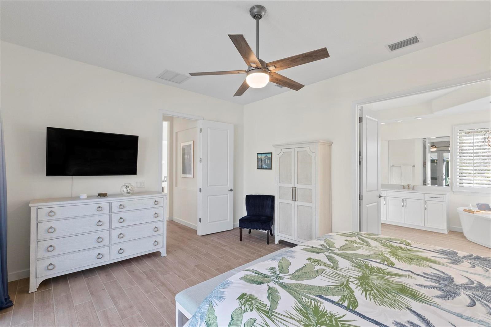 17 NEW LEATHERWOOD DR, PALM COAST, FL, 32137