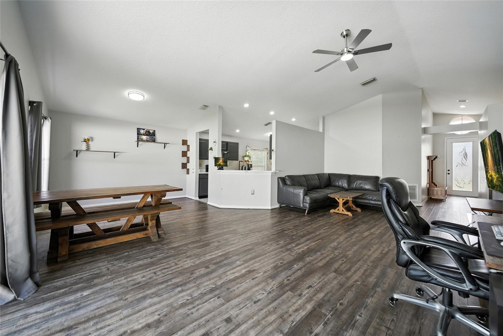 26850 MIDDLEGROUND LOOP, WESLEY CHAPEL, FL, 33544