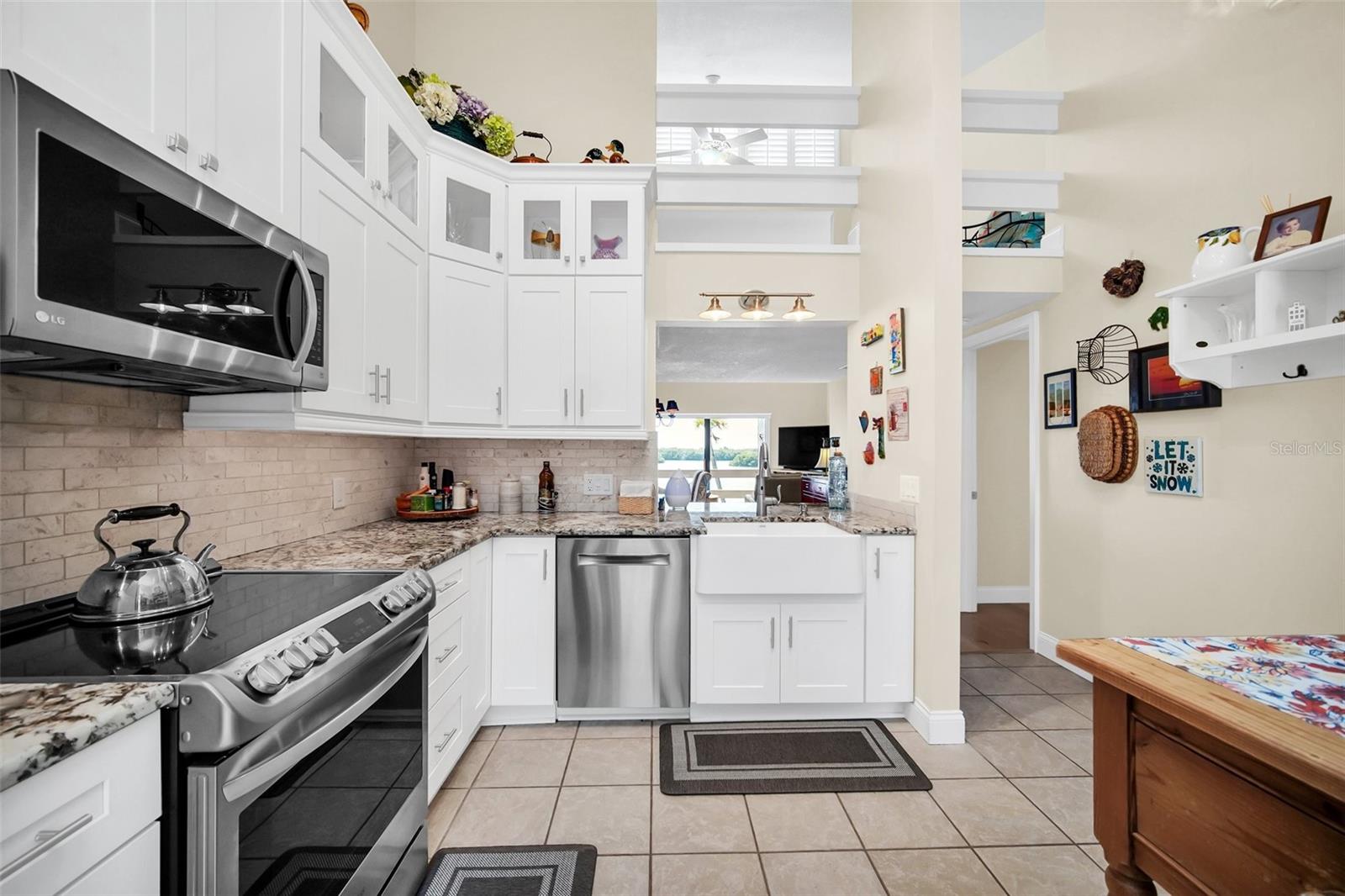 1111 N BAYSHORE BLVD #D6, CLEARWATER, FL, 33759