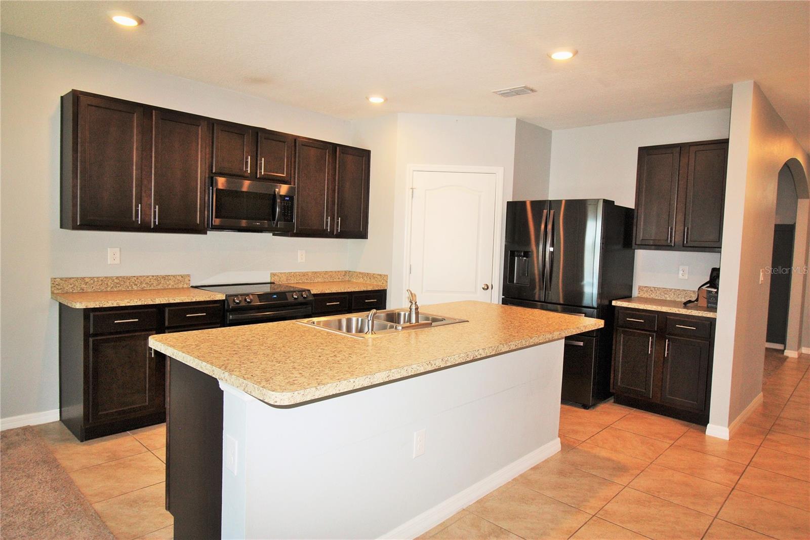 5967 CHURCHILL SQUARE WAY, GROVELAND, FL, 34736