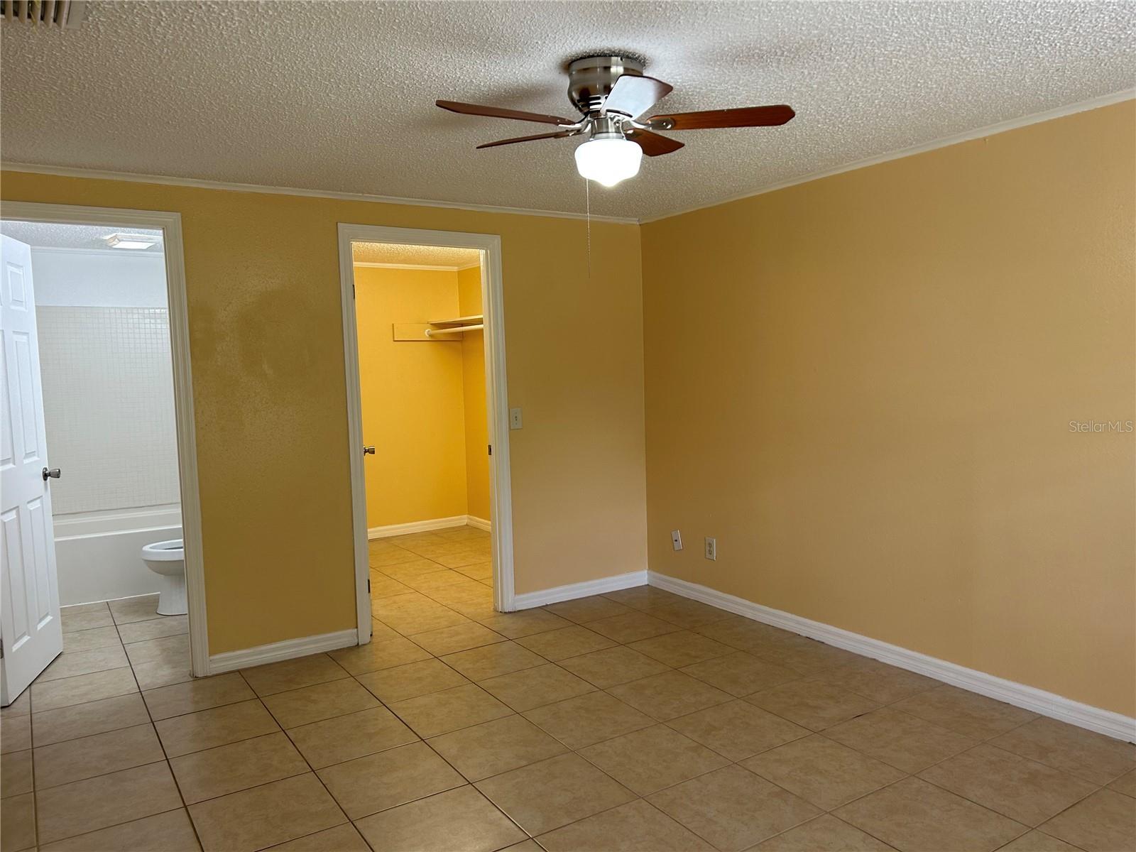 1228 HOMEWAY LN, DELTONA, FL, 32738