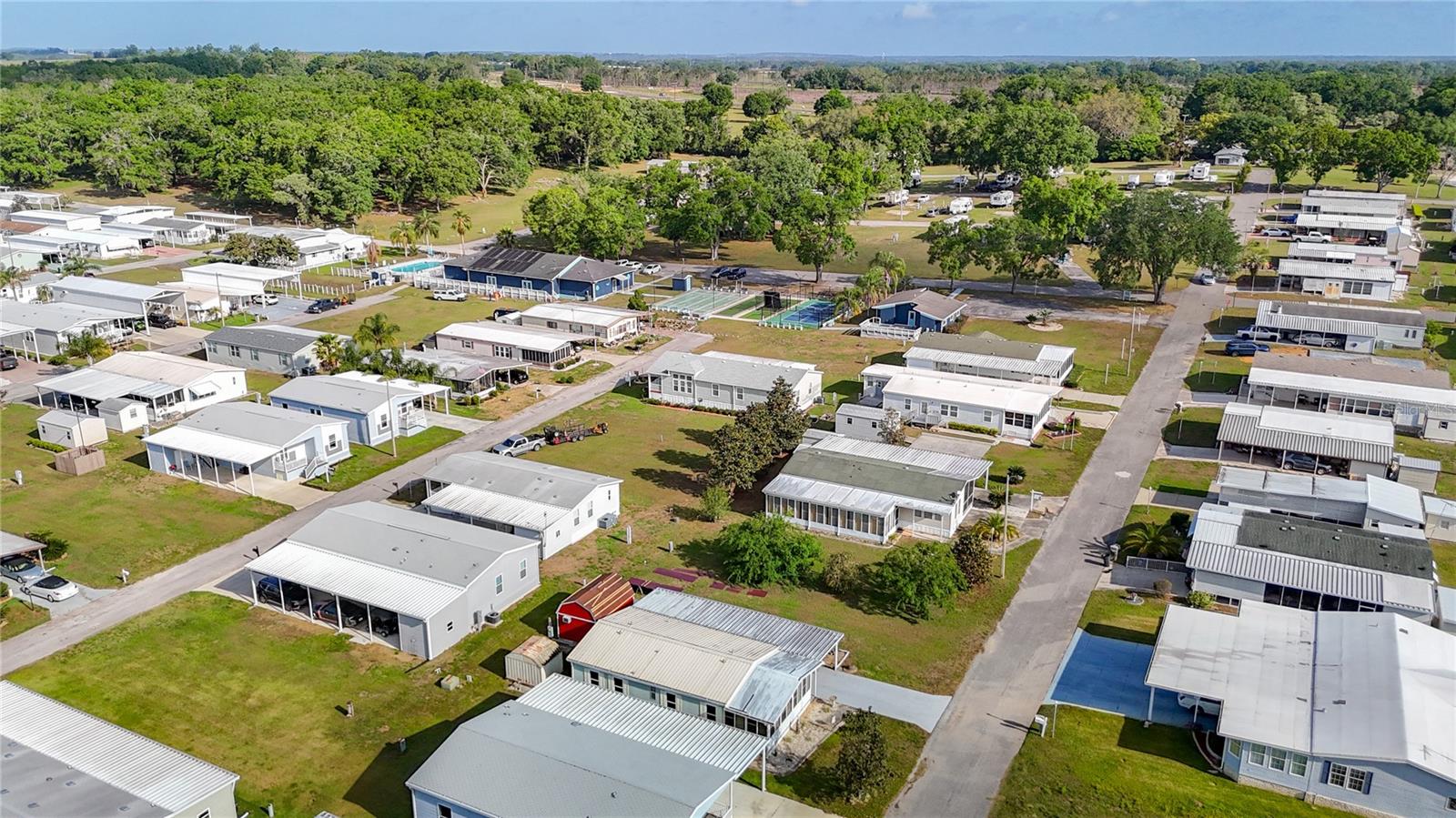 10033 WELLINGTON AVE, DADE CITY, FL, 33525