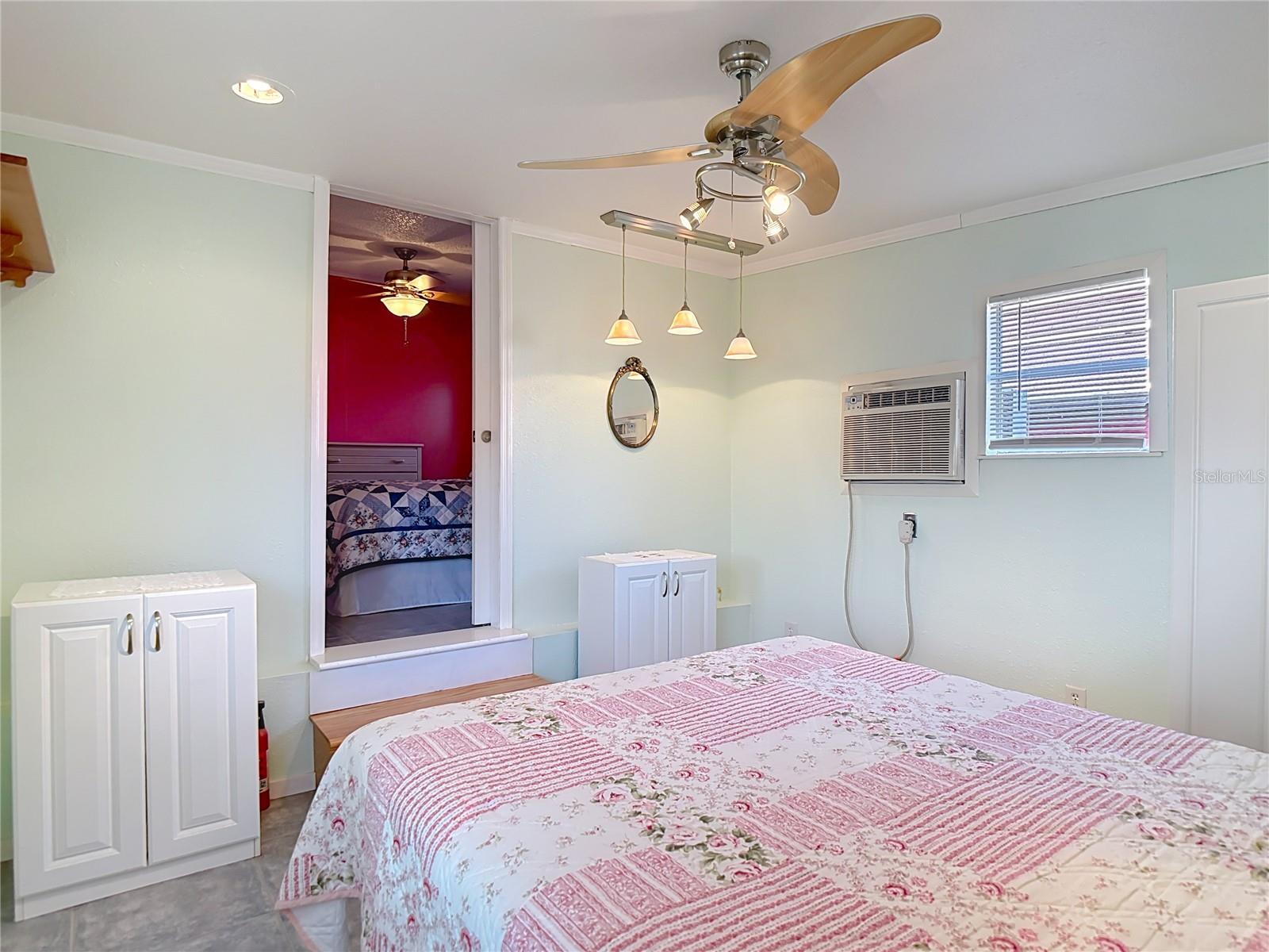 10033 WELLINGTON AVE, DADE CITY, FL, 33525
