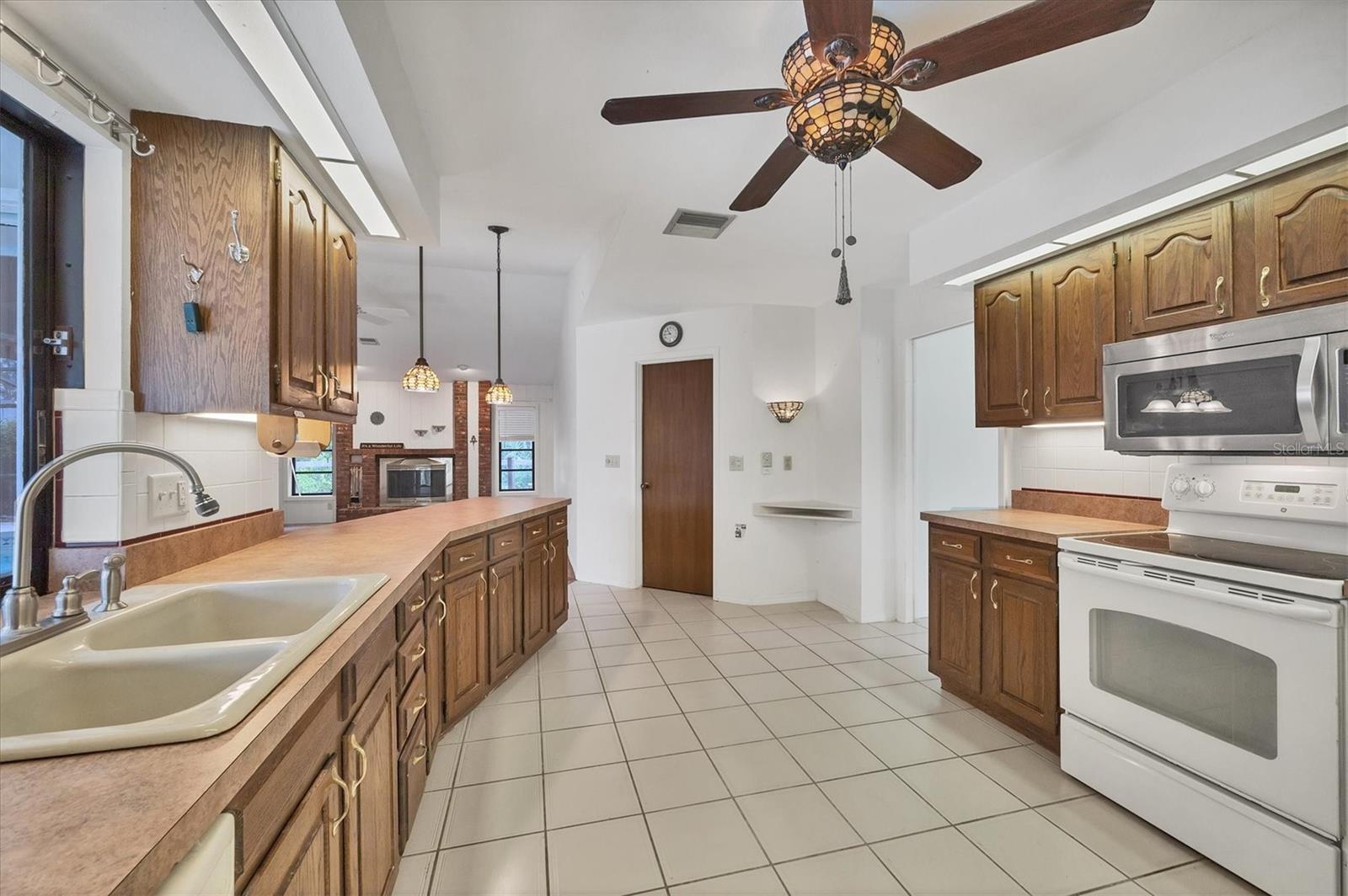 1335 PINEBROOK WAY, VENICE, FL, 34285