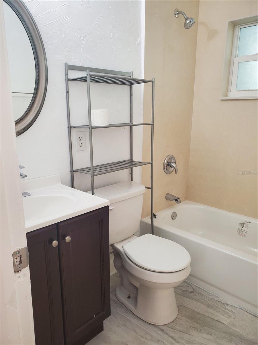 3911 W MORRISON AVE, TAMPA, FL, 33629