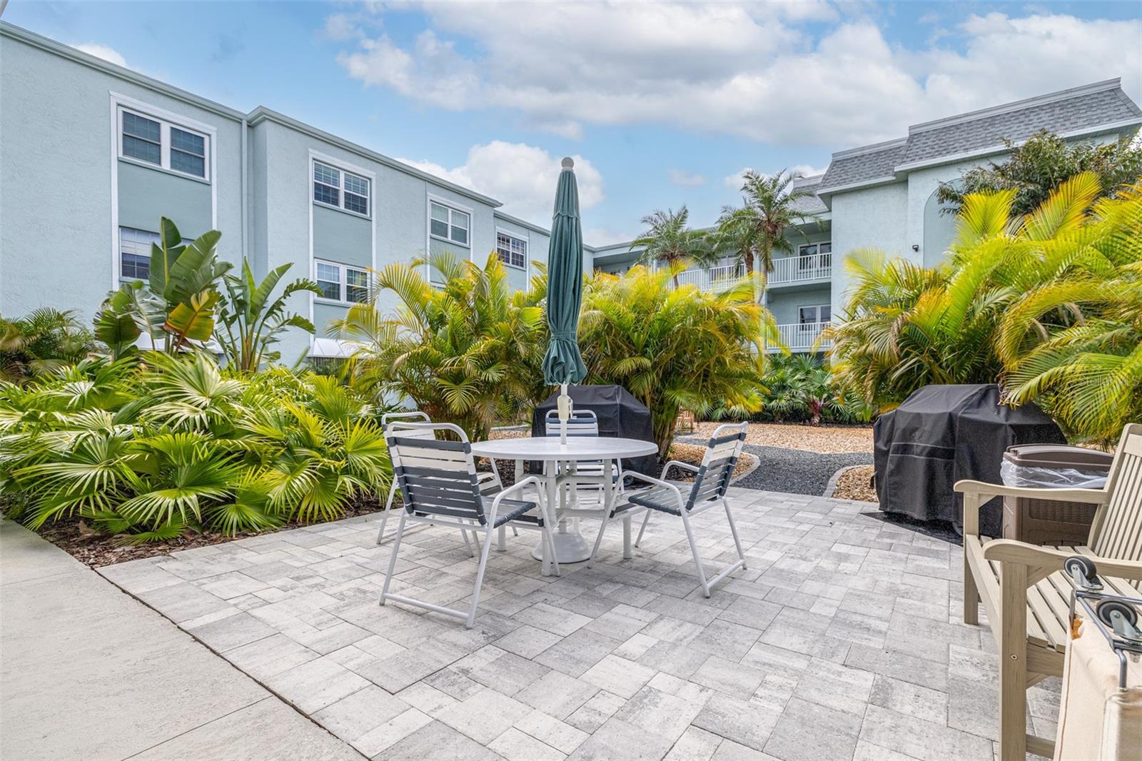 1706 BELLEAIR FOREST DR #336, BELLEAIR, FL, 33756