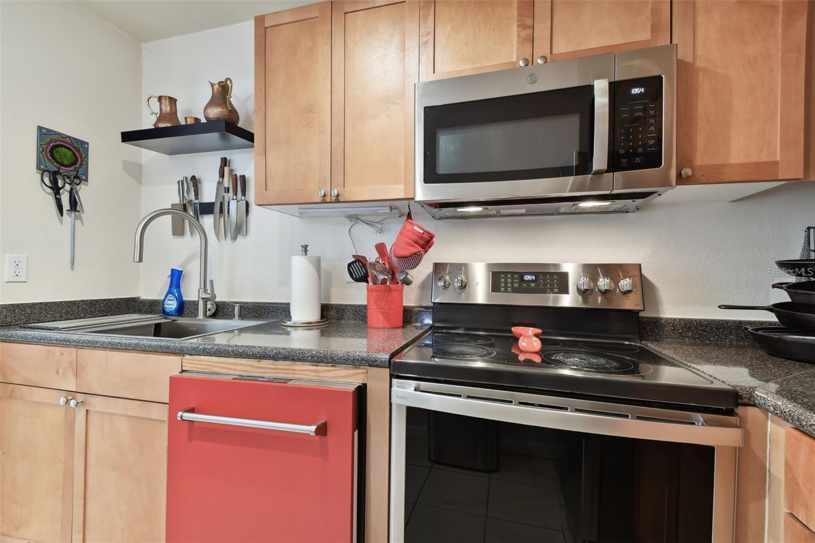 4924 BEACH DR SE #C, ST PETERSBURG, FL, 33705