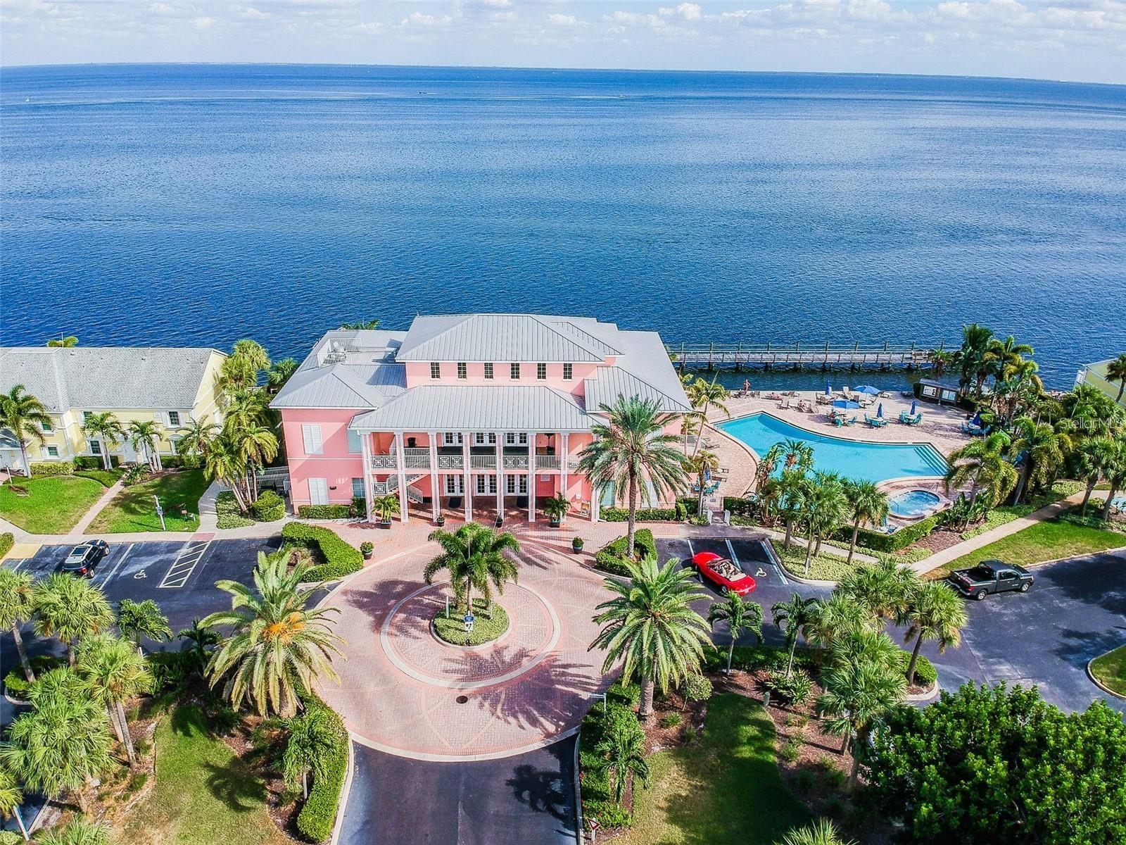 4924 BEACH DR SE #C, ST PETERSBURG, FL, 33705