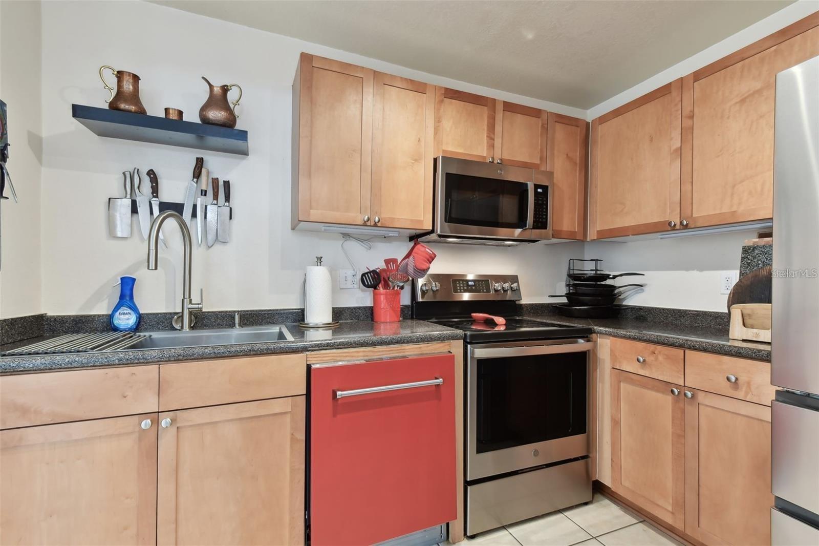 4924 BEACH DR SE #C, ST PETERSBURG, FL, 33705