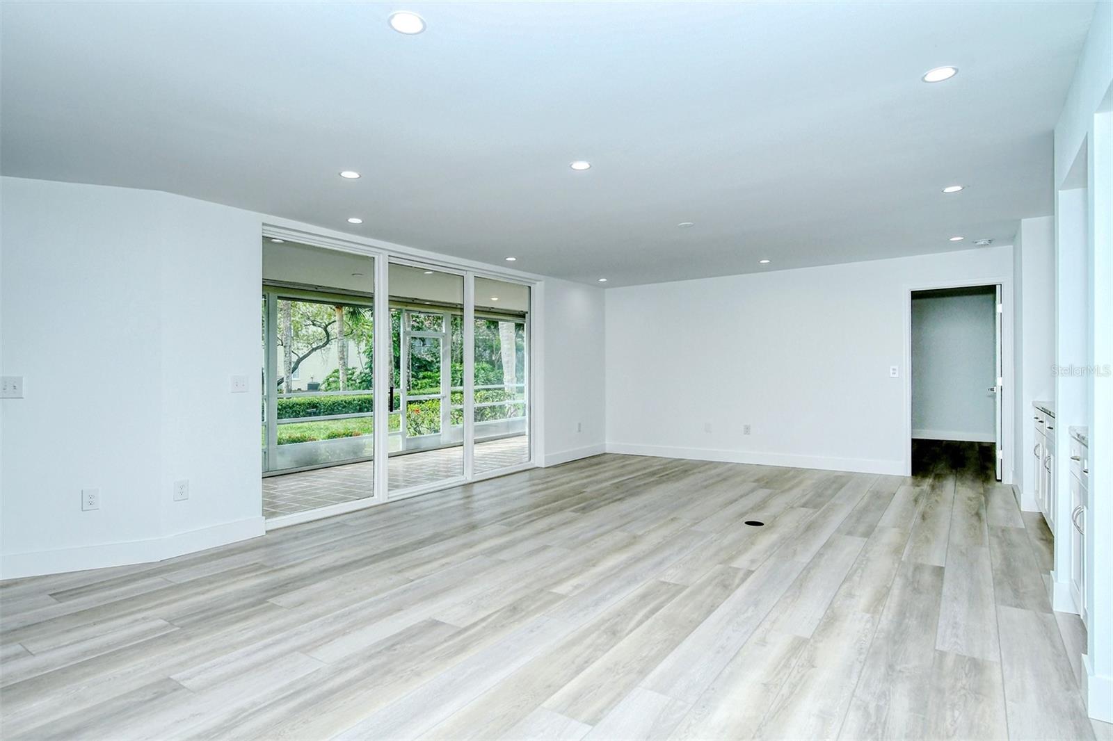 6101 34TH ST W #15, BRADENTON, FL, 34210