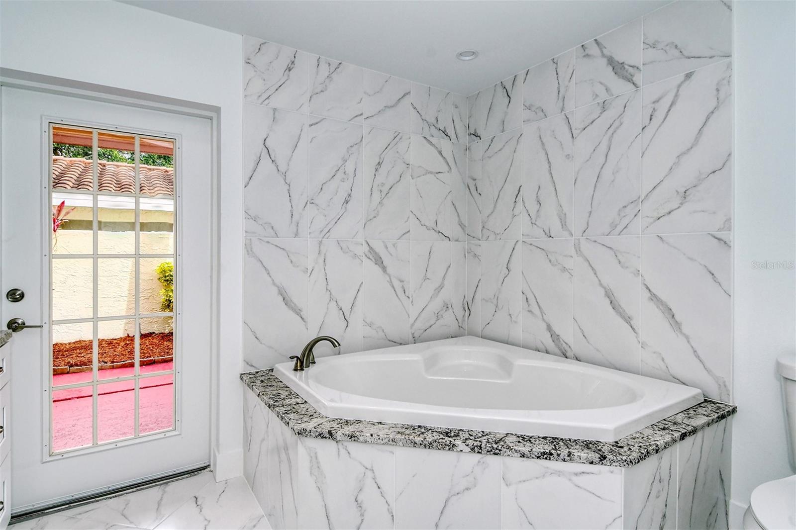 6101 34TH ST W #15, BRADENTON, FL, 34210