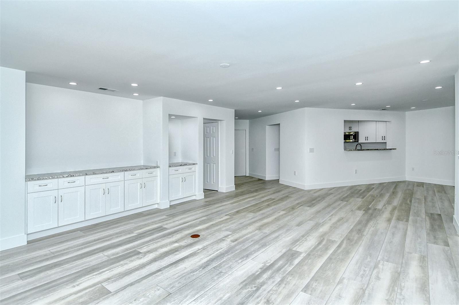 6101 34TH ST W #15, BRADENTON, FL, 34210