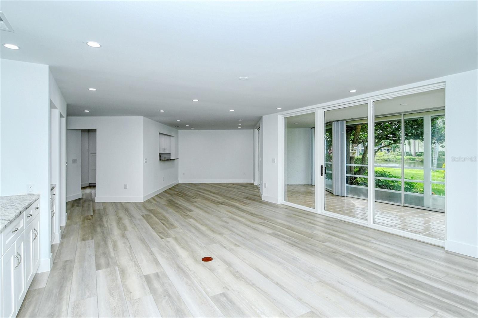 6101 34TH ST W #15, BRADENTON, FL, 34210