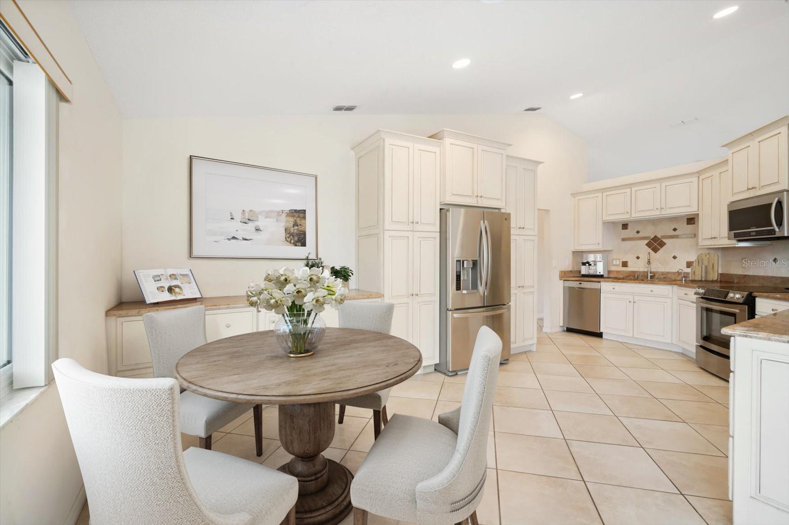 1805 GRANVILLE LN, SUN CITY CENTER, FL, 33573