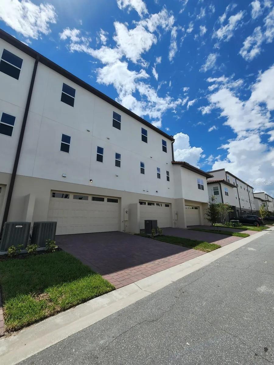 13647 LARKTON LN, ORLANDO, FL, 32832
