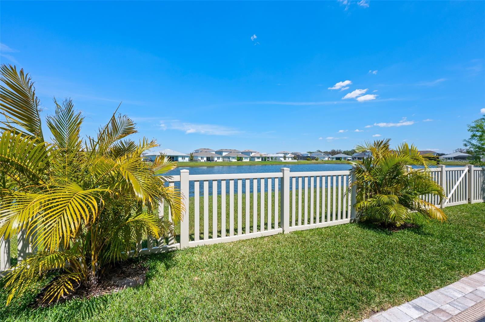 8580 IVY STARK BLVD, WESLEY CHAPEL, FL, 33545