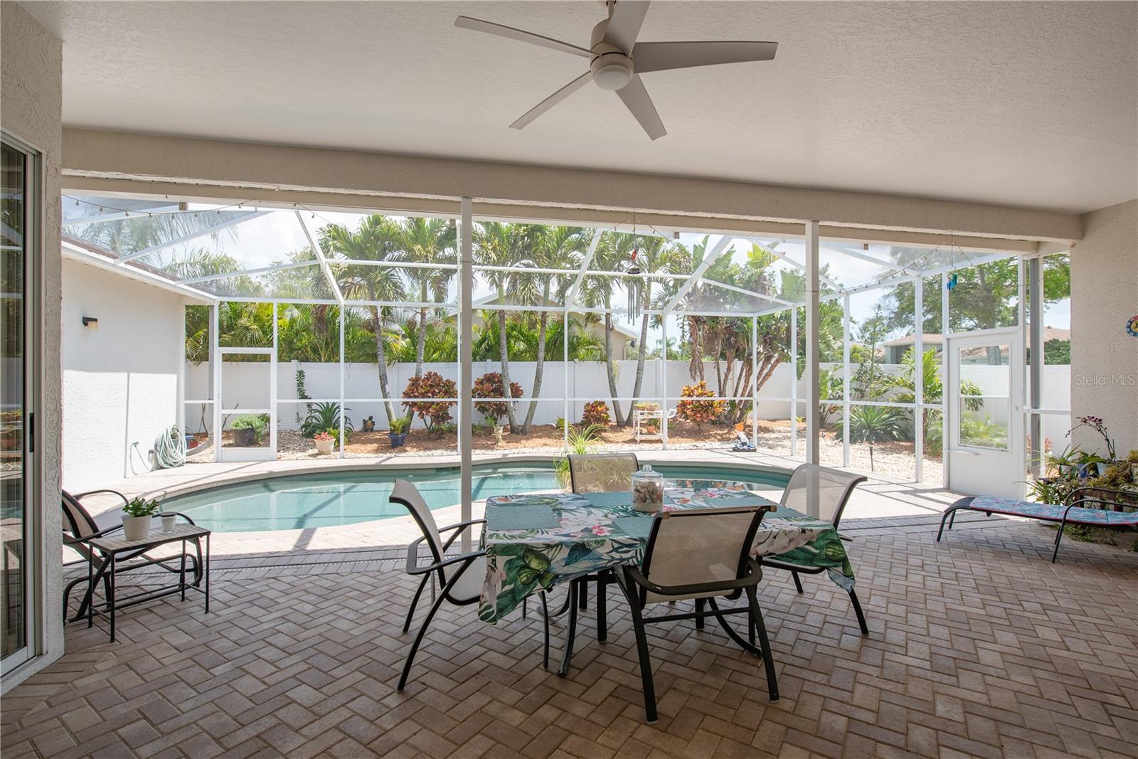 949 BELTED KINGFISHER DR S, PALM HARBOR, FL, 34683