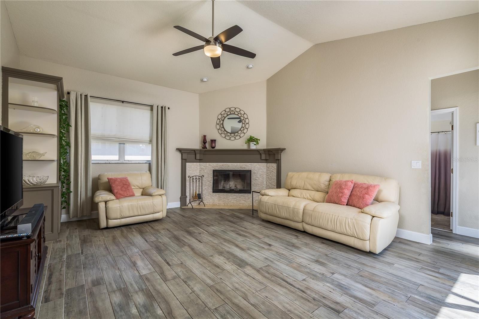 949 BELTED KINGFISHER DR S, PALM HARBOR, FL, 34683