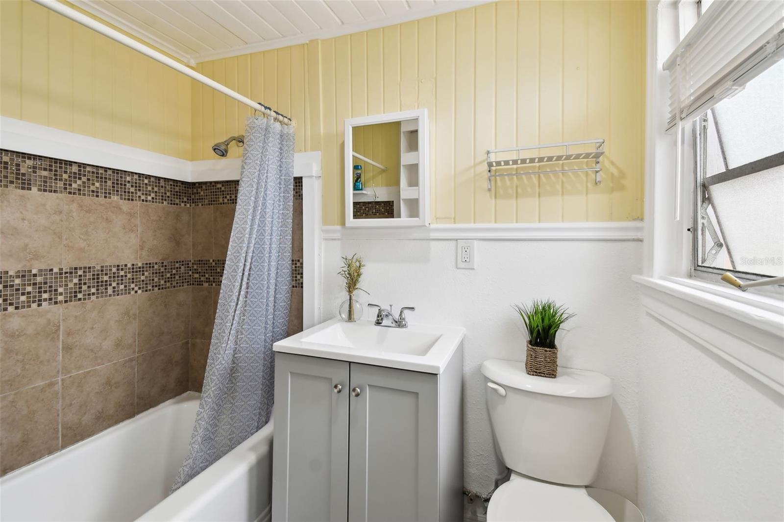 13320 2ND ST E, MADEIRA BEACH, FL, 33708