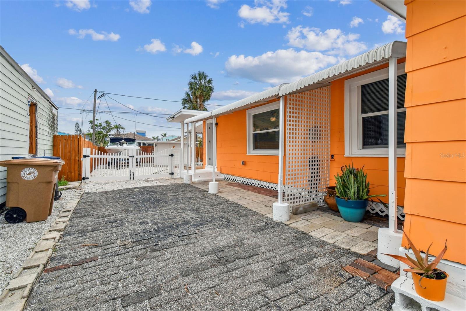 13320 2ND ST E, MADEIRA BEACH, FL, 33708