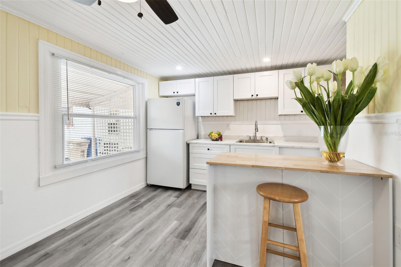 13320 2ND ST E, MADEIRA BEACH, FL, 33708