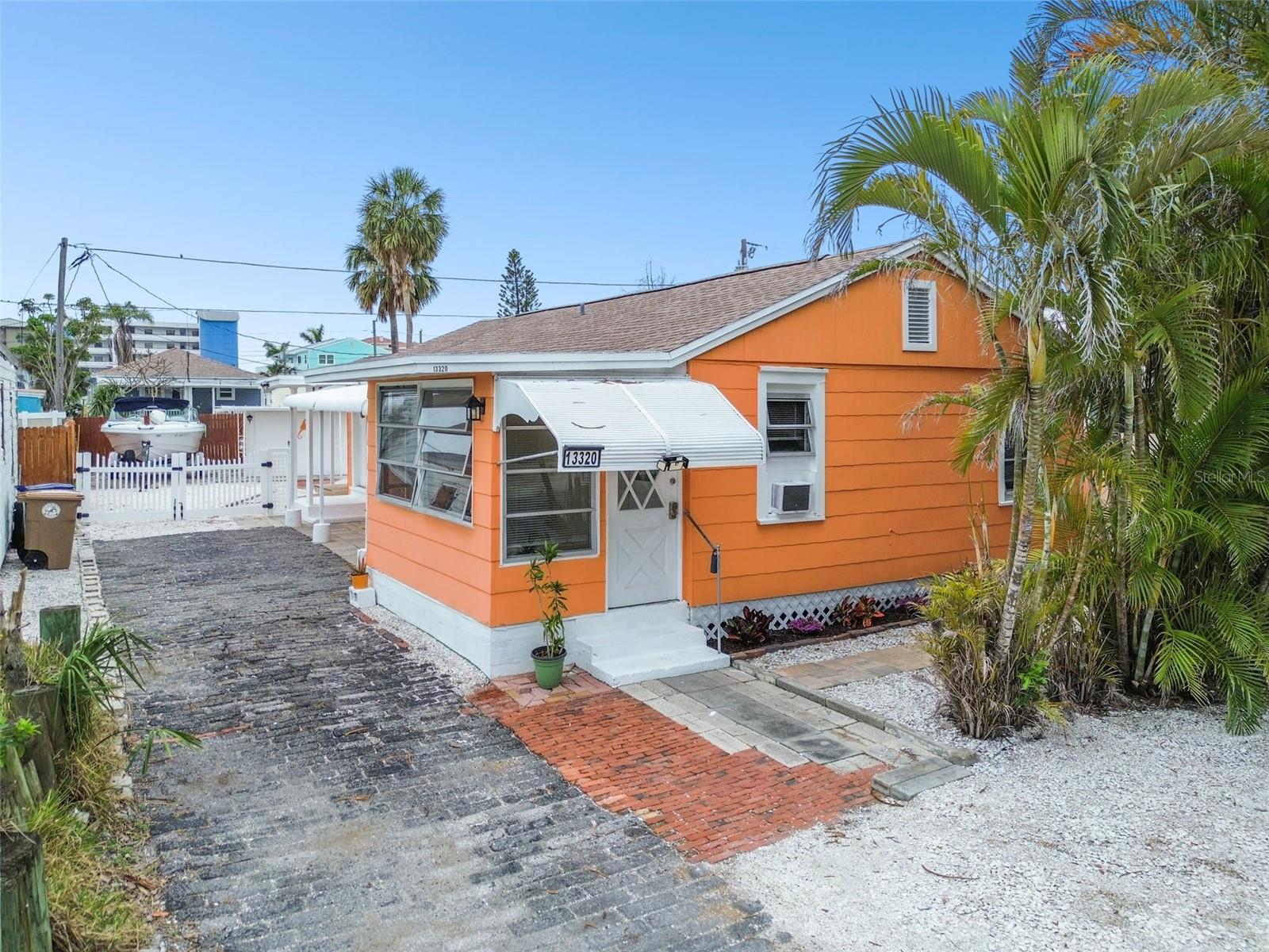 13320 2ND ST E, MADEIRA BEACH, FL, 33708