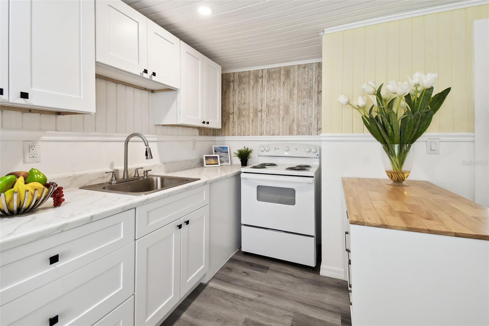 13320 2ND ST E, MADEIRA BEACH, FL, 33708