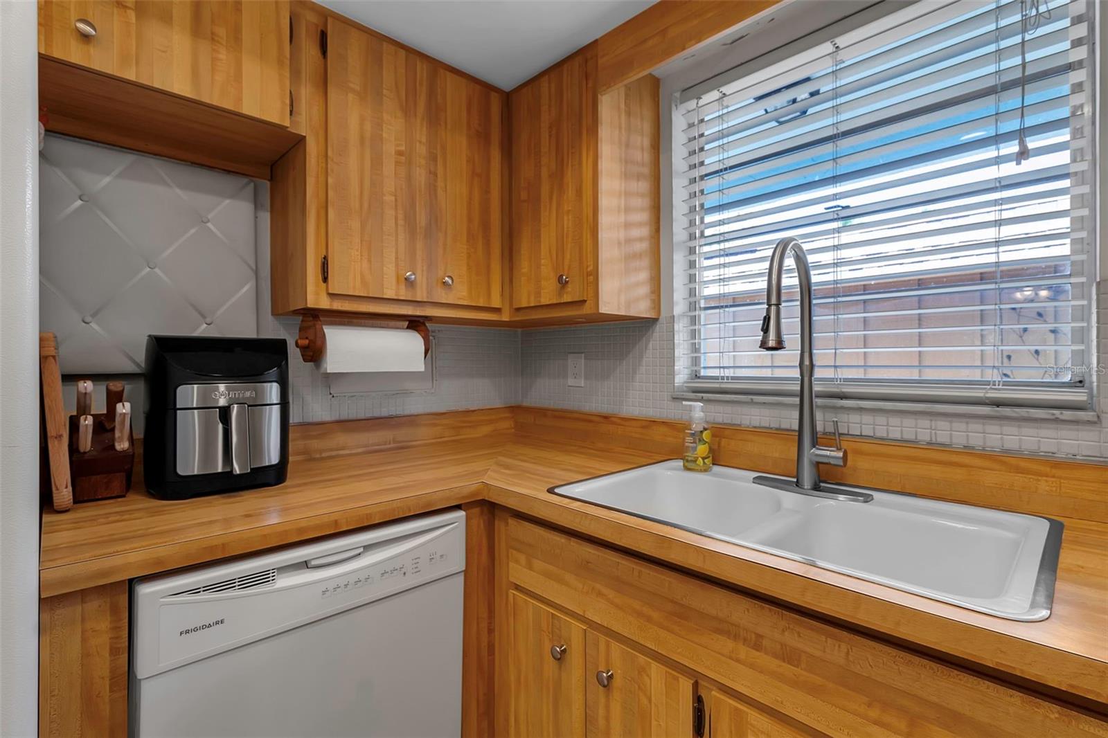 4307 GULF DR #109, HOLMES BEACH, FL, 34217