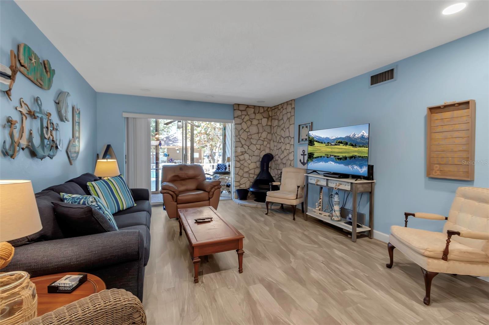 4307 GULF DR #109, HOLMES BEACH, FL, 34217
