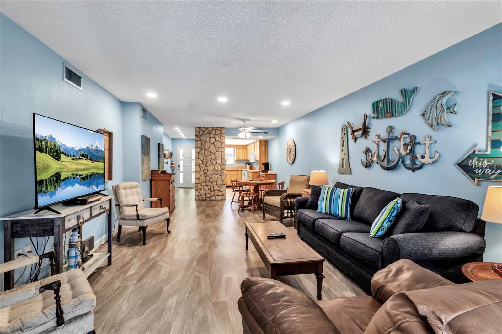 4307 GULF DR #109, HOLMES BEACH, FL, 34217
