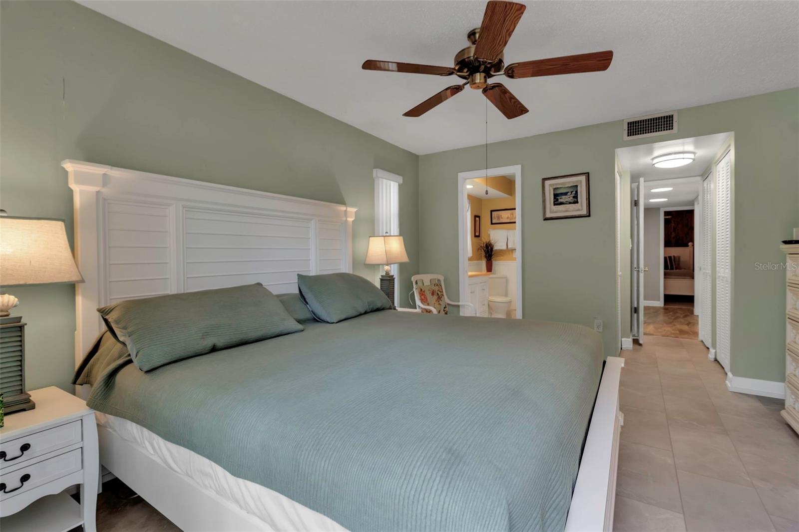 4307 GULF DR #109, HOLMES BEACH, FL, 34217