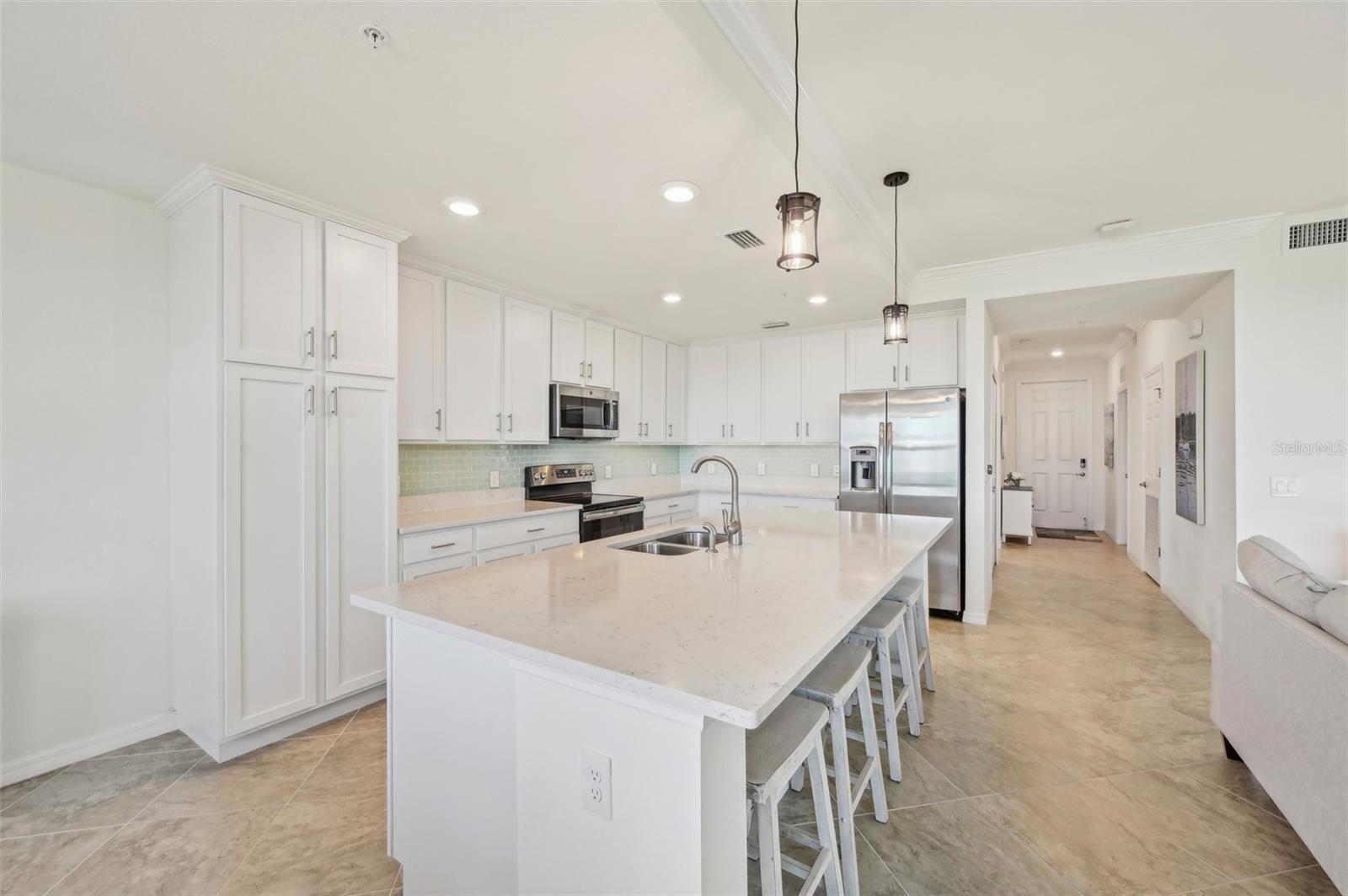 850 TIDEWATER SHORES LOOP #202, BRADENTON, FL, 34208