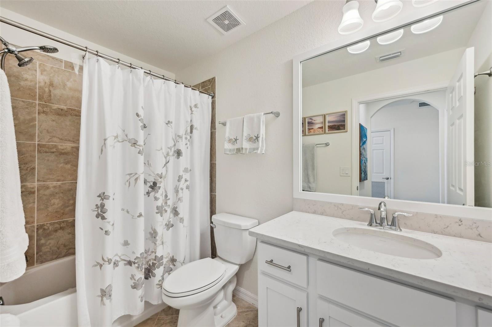 850 TIDEWATER SHORES LOOP #202, BRADENTON, FL, 34208