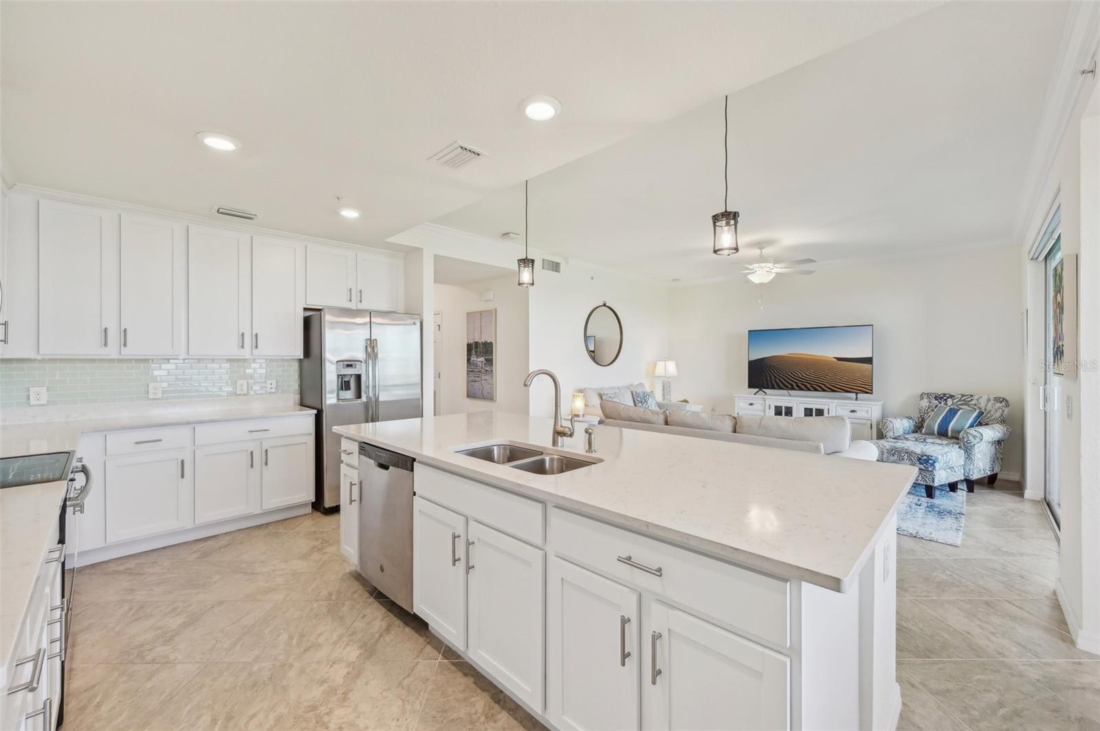 850 TIDEWATER SHORES LOOP #202, BRADENTON, FL, 34208