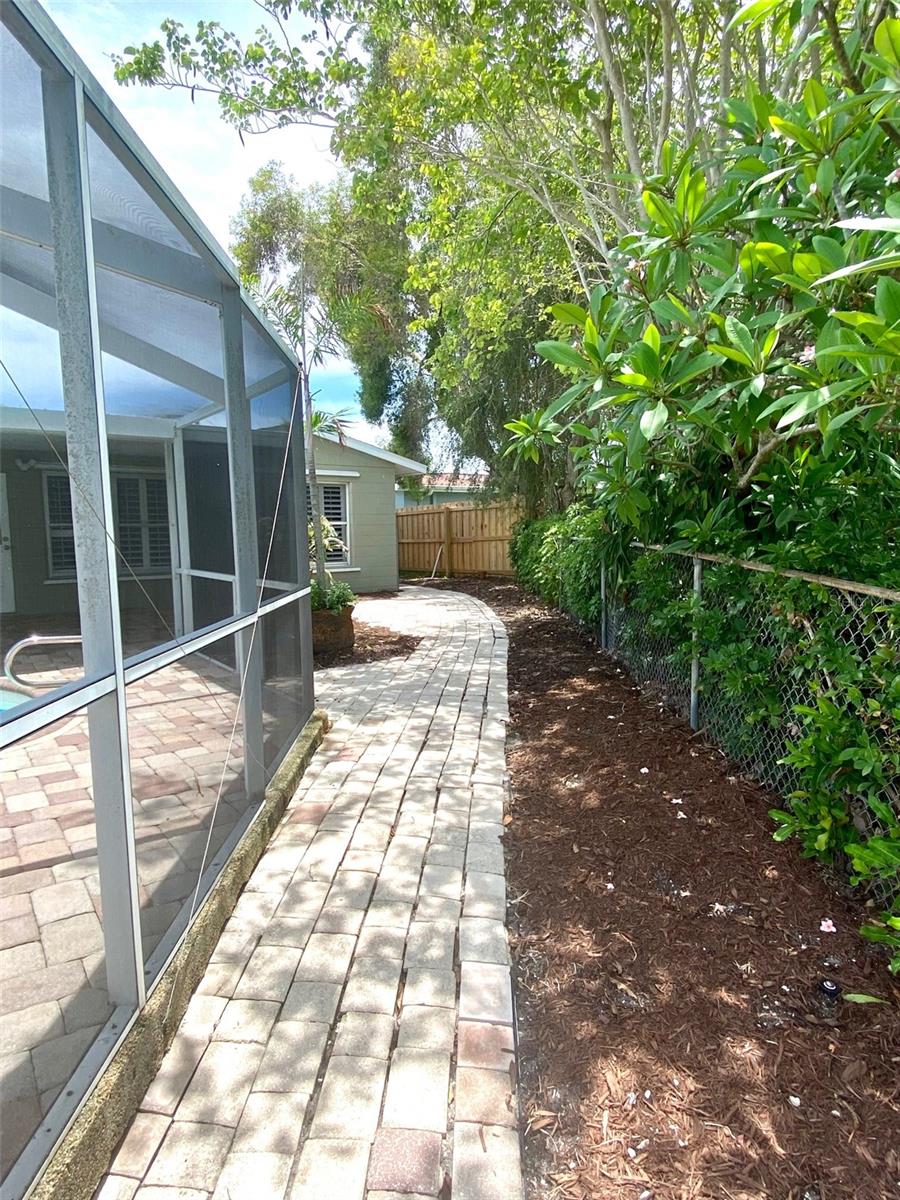 7885 4TH AVE S, ST PETERSBURG, FL, 33707