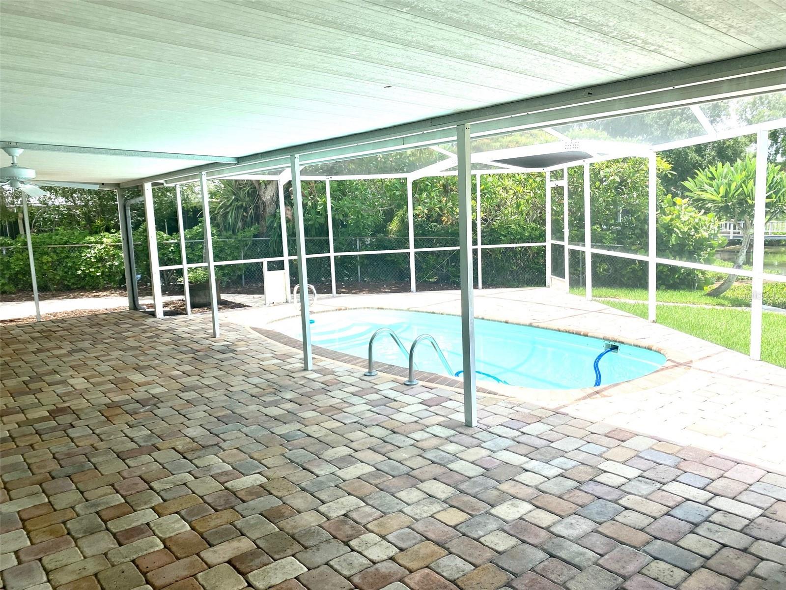 7885 4TH AVE S, ST PETERSBURG, FL, 33707